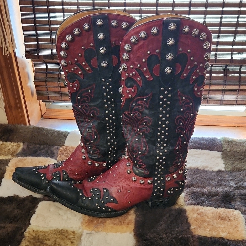 Old Gringo Red and Black Embellished Cowboy Boots - Picture 2 of 7